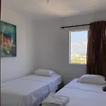 2Tp-27 Apartment With 3 Bedrooms Near Castillo San Felipe With Wifi And Pool